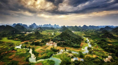 Guilin: Into the Scroll