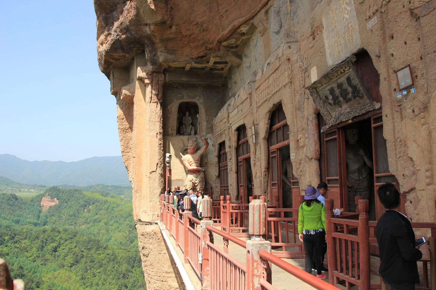 Archaeology Along the Silk Road