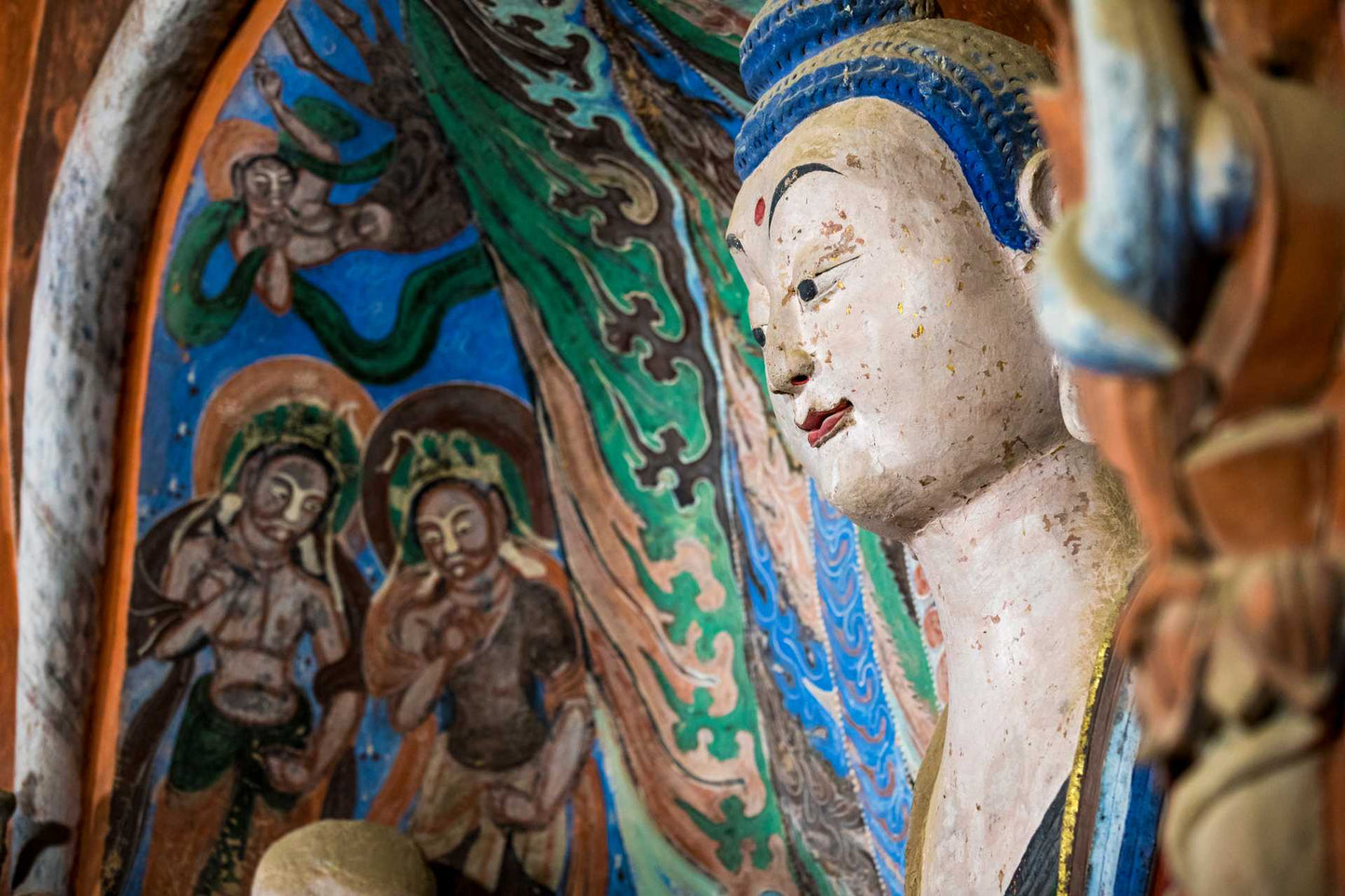 Dunhuang Discovery: Desertscapes and Grottoes